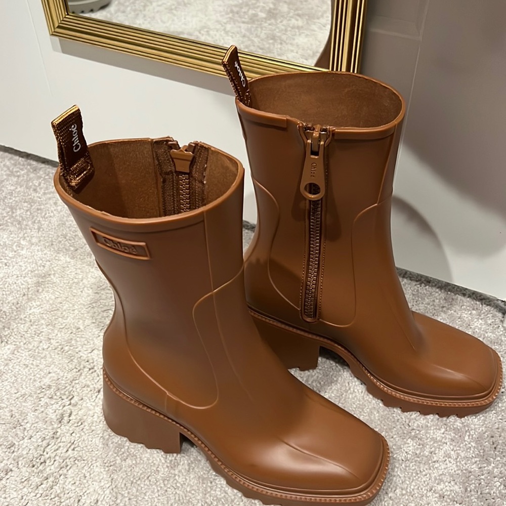 Chloe Betty boots, brown